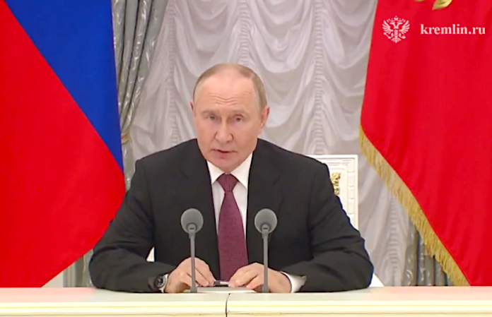 Putin califica de “franca y sustanciosa” la reunión con Trump en Alaska