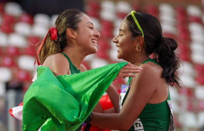 Ximena Serrano y Valeria Flores hacen el 1-2 en marcha femenil de Asunción 2025