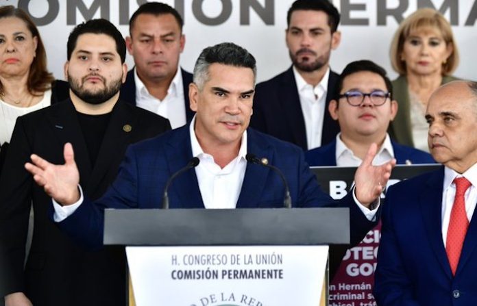 Video: Sheinbaum llama “vendepatrias” al dirigente del PRI por su intención de denunciar en EU a Morena y a sus integrantes de nexos con el narco