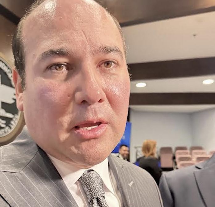 Arturo Salinas cierra ciclo en el Poder Judicial y se perfila rumbo a Monterrey