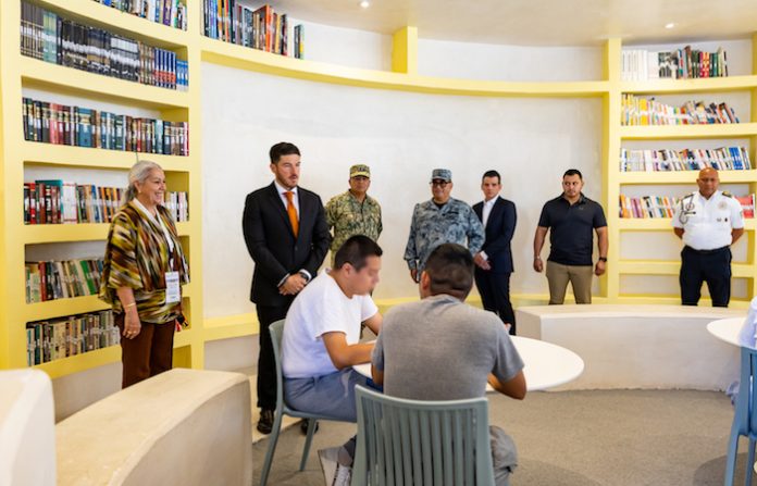 Gobernador afirma que ya no hay autogobierno ni hacinamiento en los centros penitenciarios