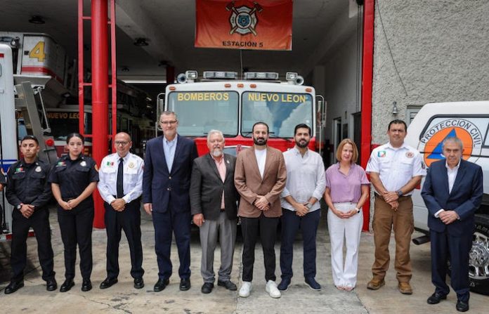 Reconocen a Bomberos de San Pedro por su entrega y trayectoria