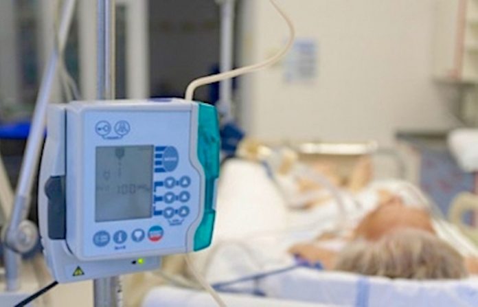 Video: Waldo Fernández exige a Profeco frenar abusos en hospitales privados