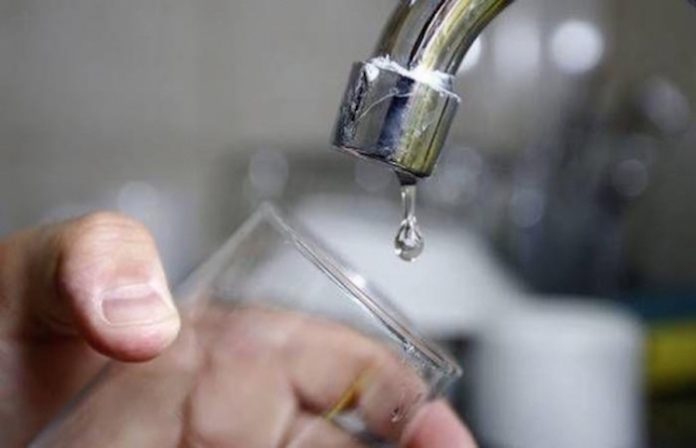 Una de cada cuatro personas en el mundo sin acceso a servicios seguros de agua potable