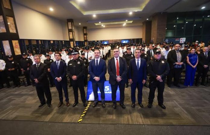 Monterrey celebra 25 años de su Policía Municipal reconociendo trayectoria y compromiso