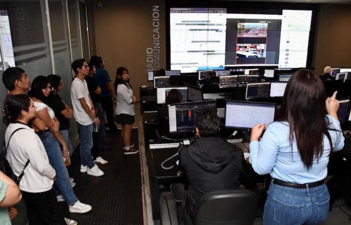 Juventud regia se adentra en el corazón de la seguridad en Monterrey