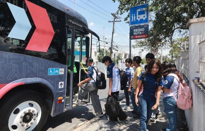 Regio Ruta supera los 100 mil usuarios y anuncia nueva ruta en Monterrey