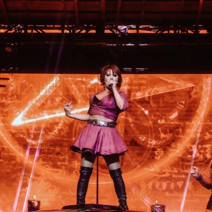 Alejandra Guzmán revela diagnóstico de hipertensión y pospone su gira para 2026