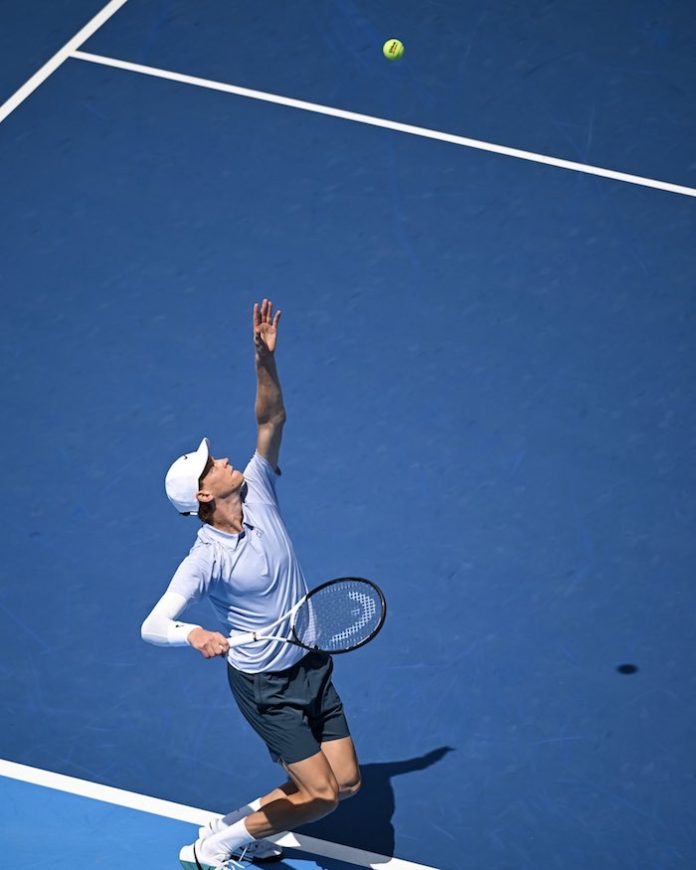 Sinner vuela en su estreno en Cincinnati