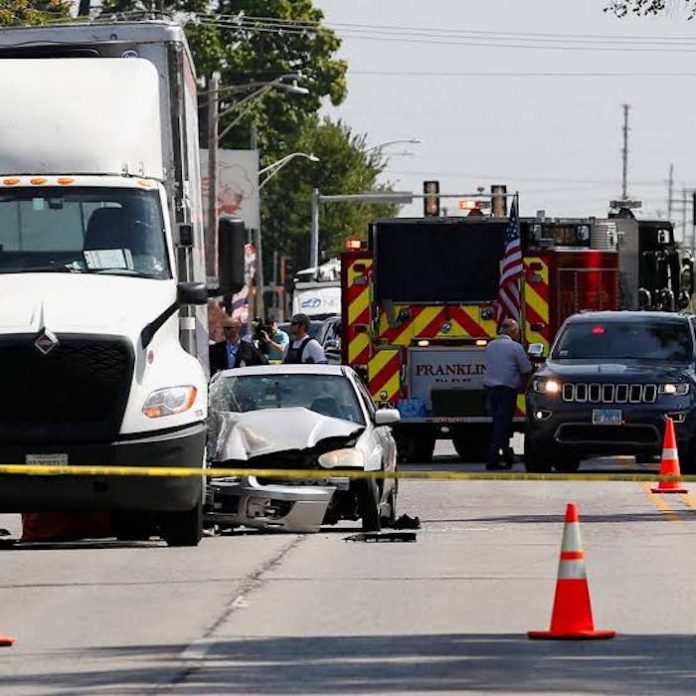 Video: Un agente de ICE mata a tiros a inmigrante durante intento de detención en Chicago