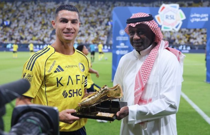 ¡CR7 no para! Ronaldo gana la Bota de Oro de la liga saudí a sus 40 años