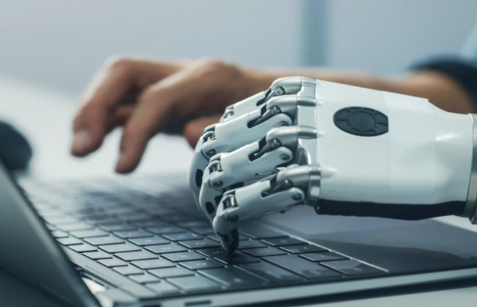 El 37% de los profesionales en México ya integra IA en su trabajo: TripleTen impulsa nuevas rutas de crecimiento