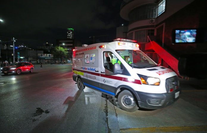 Trasladan vía aérea a regiomontana que sufrió accidente en Cancún