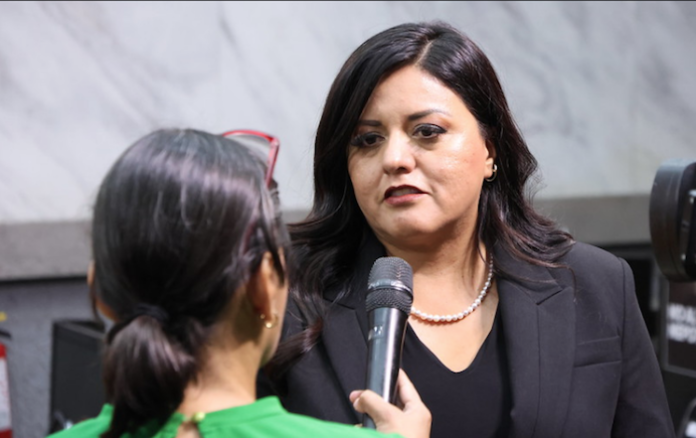 Itzel Castillo Almanza llama a fortalecer la independencia de los Poderes en Nuevo León