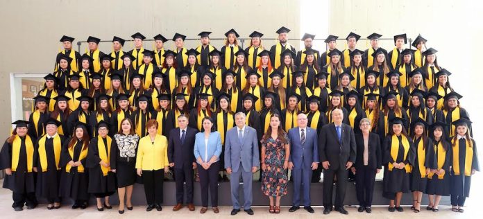 UANL gradúa a 135 estudiantes de zonas vulnerables a través de programa de inclusión social