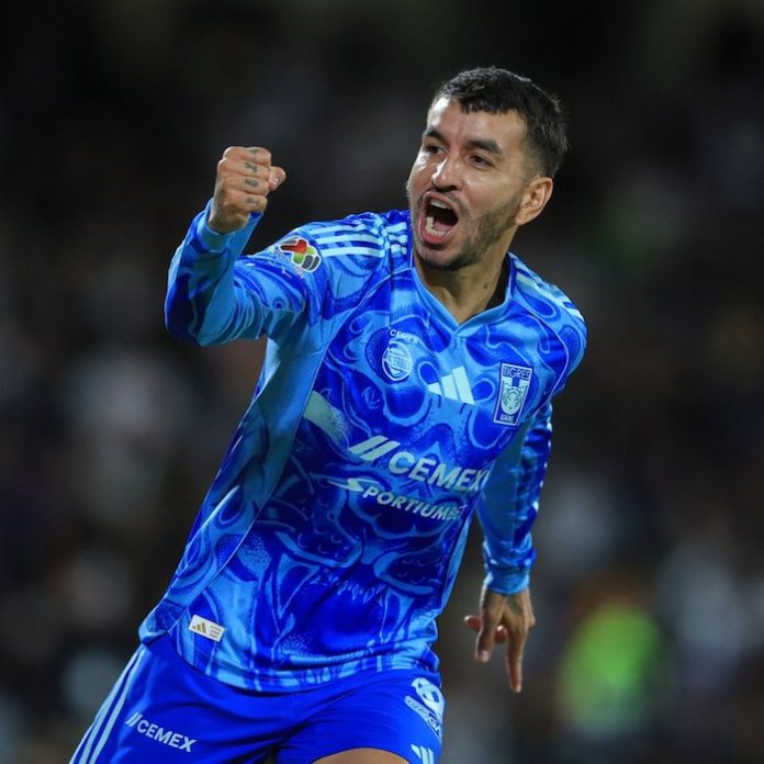 Correa salva a Tigres con gol agónico ante Pumas