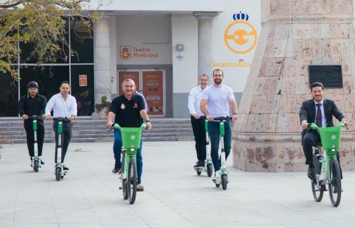 Guadalupe estrena sistema de movilidad eléctrica con bicicletas y patines LIME