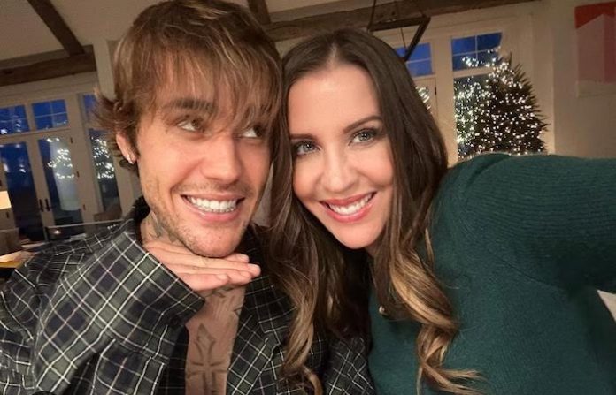 La madre de Justin Bieber pide oraciones por la salud del cantante antes de Coachella 2025