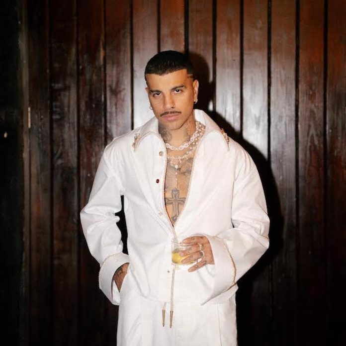 Rauw Alejandro celebra el Caribe en su nuevo disco “Cosa Nuestra: Capítulo 0”