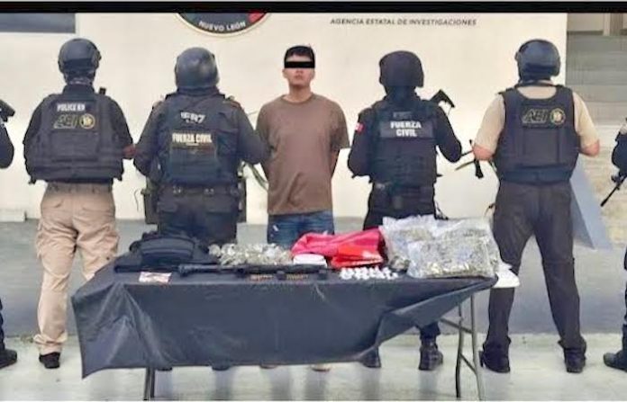 Detienen en Ciénega de Flores a joven con orden de aprehensión por homicidio