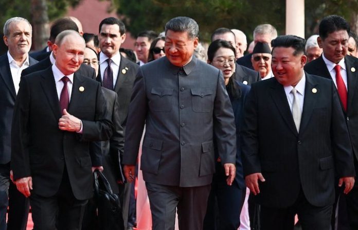 Trump acusa a Rusia, China y Corea del Norte de conspirar contra EU