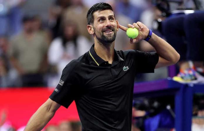 Djokovic llega a su triunfo No. 200 bajo techo y avanza a semis en Atenas