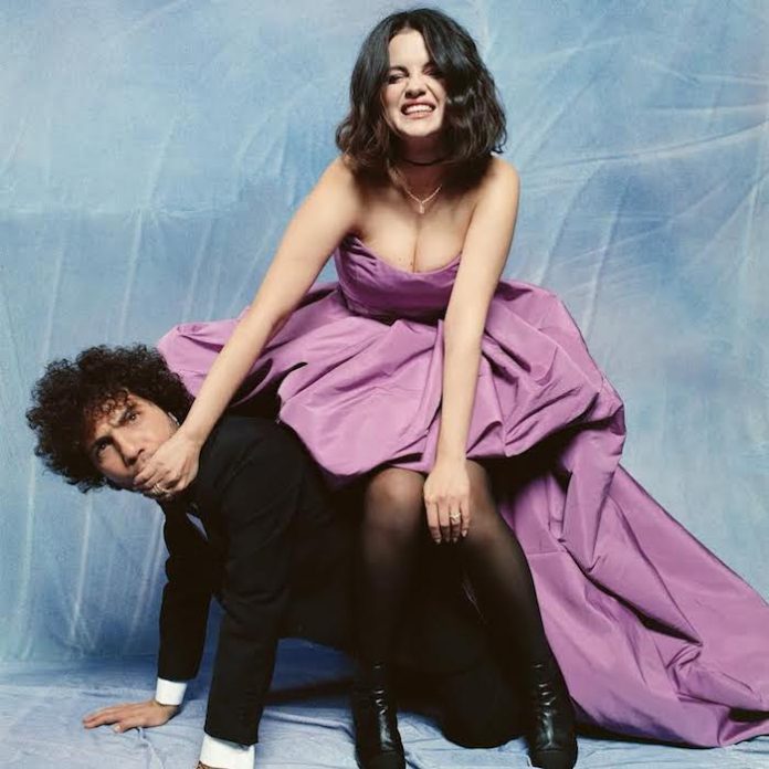 ¿Selena Gomez y Benny Blanco revelan fecha para su boda?