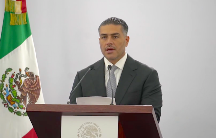 Video: Detienen en México a 14 acusados de contrabando de combustible, incluido un vicealmirante