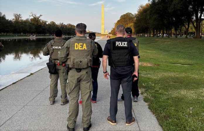 La DEA despliega operativo internacional contra el Cártel de Sinaloa