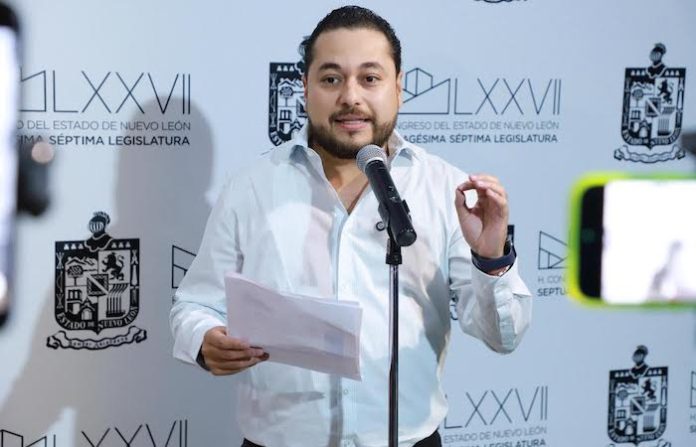 Panista Miguel Lechuga propone garantías para compradores de condominios en Nuevo León