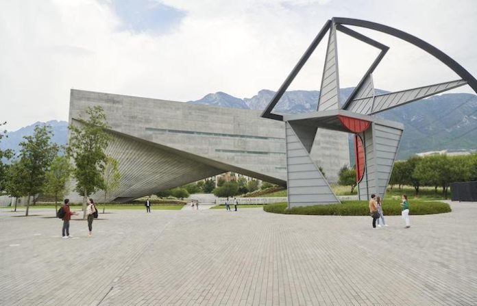 UDEM presenta documental sobre el legado del Centro Roberto Garza Sada