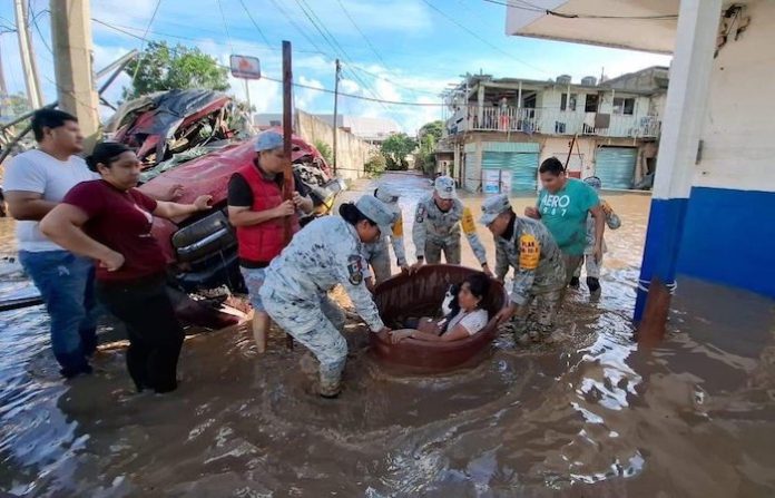 Asciende a 41 el número de muertes por las intensas lluvias en México