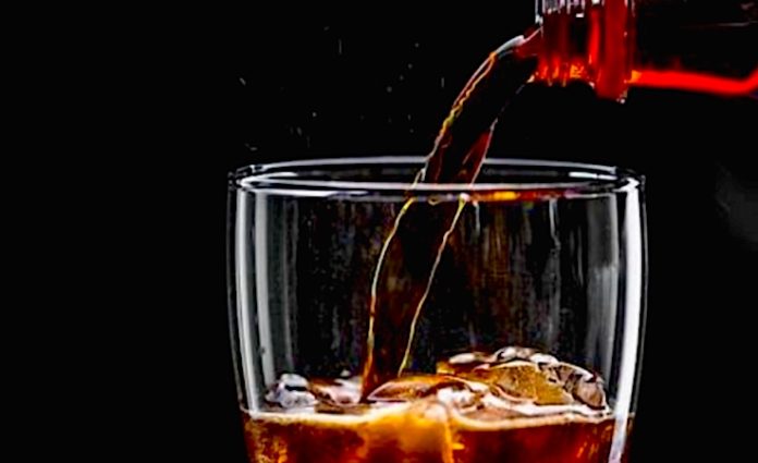 Gobierno y refresqueros pactan ajuste al impuesto: menos carga para bebidas sin azúcar