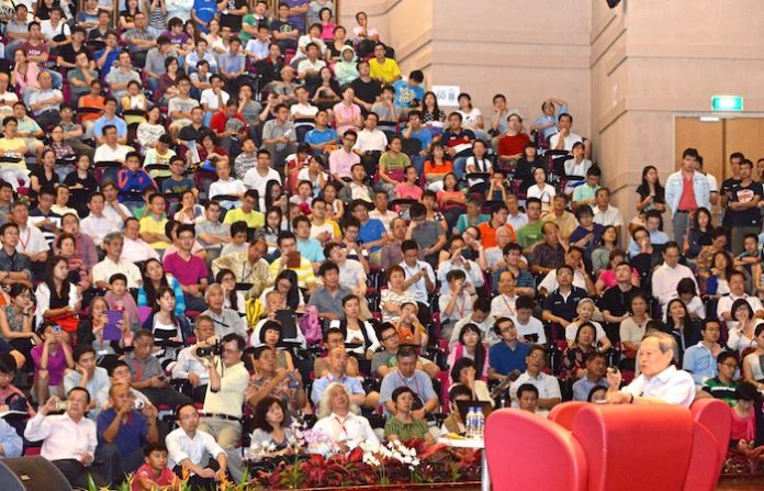 Fallece a los 103 años el ganador del Premio Nobel de Física chino Chen Ning Yang