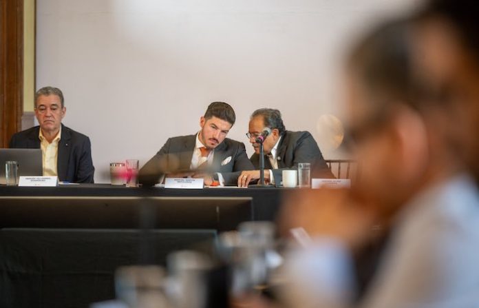 Andrés Mijes impulsa ley para una metrópoli unida