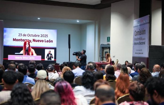 Mujeres lideran participación en la primera audiencia de la Comisión Presidencial de la Reforma Electoral