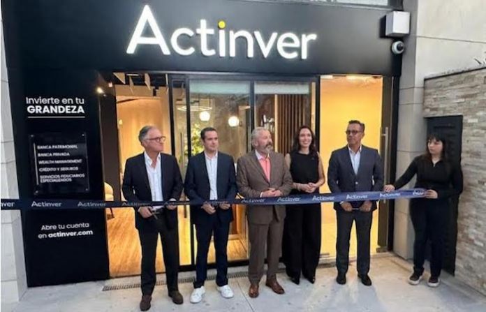 Actinver fortalece su presencia en Monterrey con nuevo Centro de Asesoría en Santa Catarina