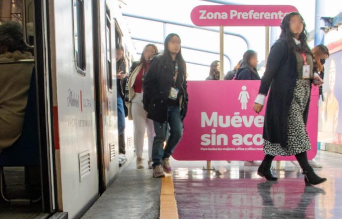 CEDHNL exige reforzar la protección de mujeres y niñas en el vagón rosa del Metro