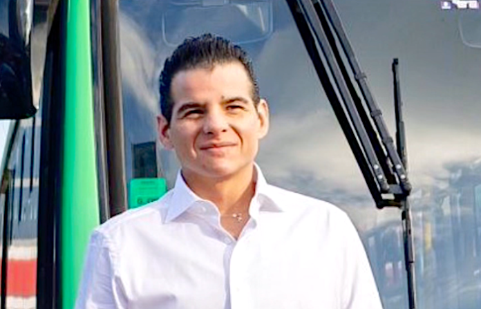 Transporte público sin costo para mujeres, anuncia Miguel Flores