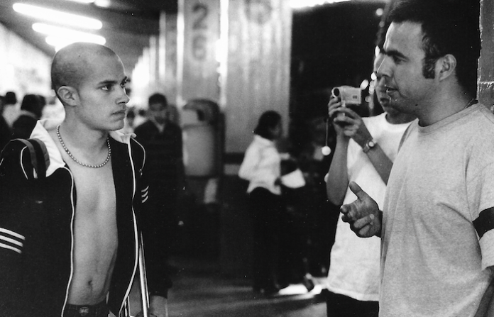 “Amores Perros” regresa a Monterrey en glorioso celuloide para celebrar su legado