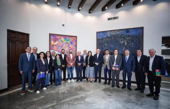 San Pedro refuerza colaboración con universidades y sector empresarial para mejorar la gestión pública