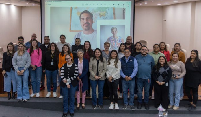 Promueve IEEPCNL conciencia sobre el cáncer de mama con la proyección del documental “Más vida, menos rosa”