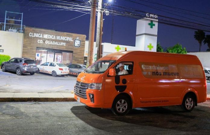 Guadalupe agiliza movilidad con ruta gratuita de la salud