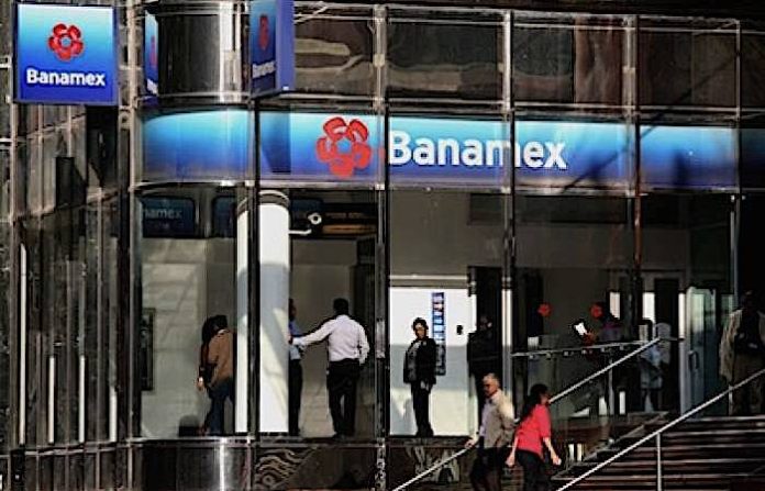 Grupo México quiere comprar la totalidad de Banamex