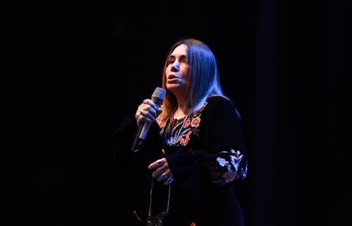 Tania Libertad emociona al público en el Arte Fest San Pedro 2025