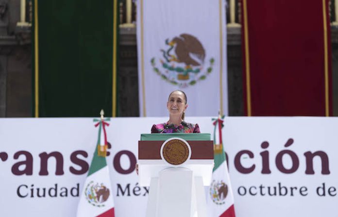 Sheinbaum celebra su primer año de gobierno con informe masivo en el Zócalo