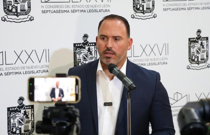 Plantea Mario Soto plan intensivo para prevenir fugas de agua y drenaje