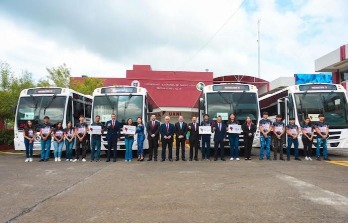 UANL impulsa transporte gratuito para estudiantes del Valle de las Salinas
