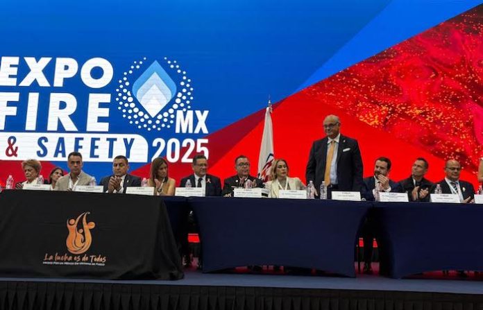 Reconocen a Carlos Morett por llevar a México a la élite internacional en protección contra incendios