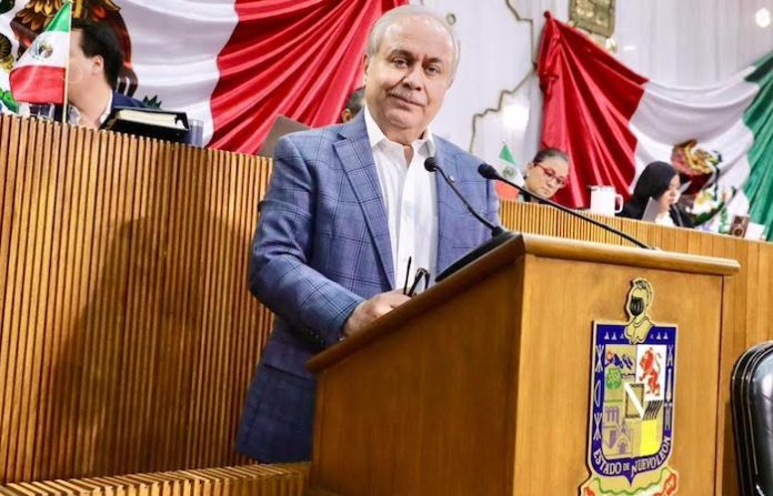 Busca Héctor Morales frenar incrementos injustificados en seguros de gastos médicos